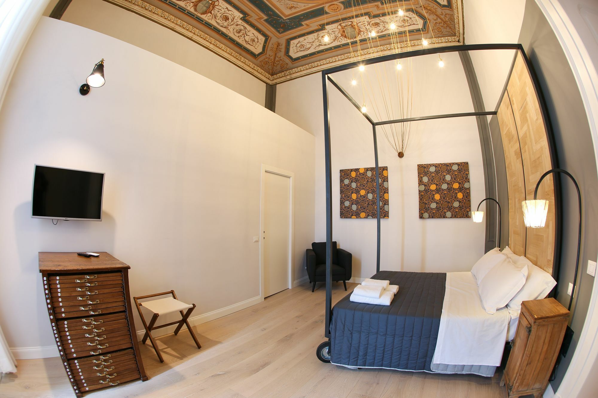 The Dante House By House In Napoli